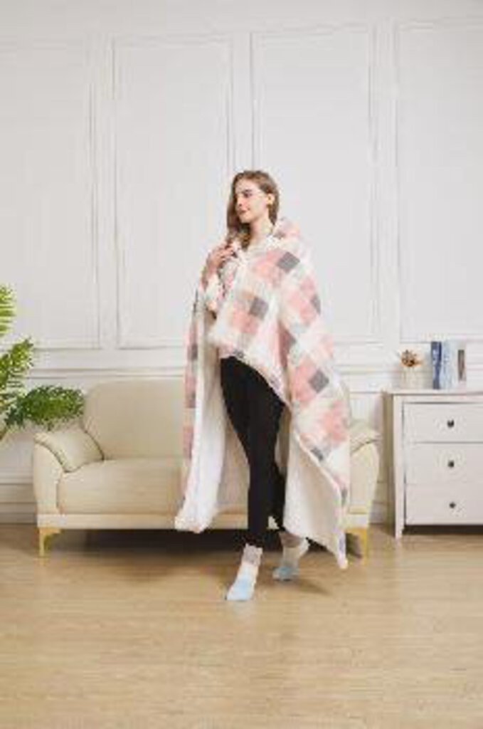 DHTR24072 Pink/Grey Plaid Wearable Throw