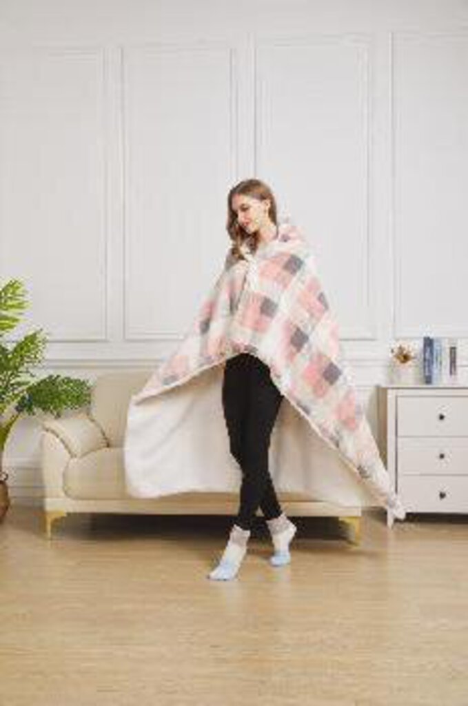 DHTR24072 Pink/Grey Plaid Wearable Throw