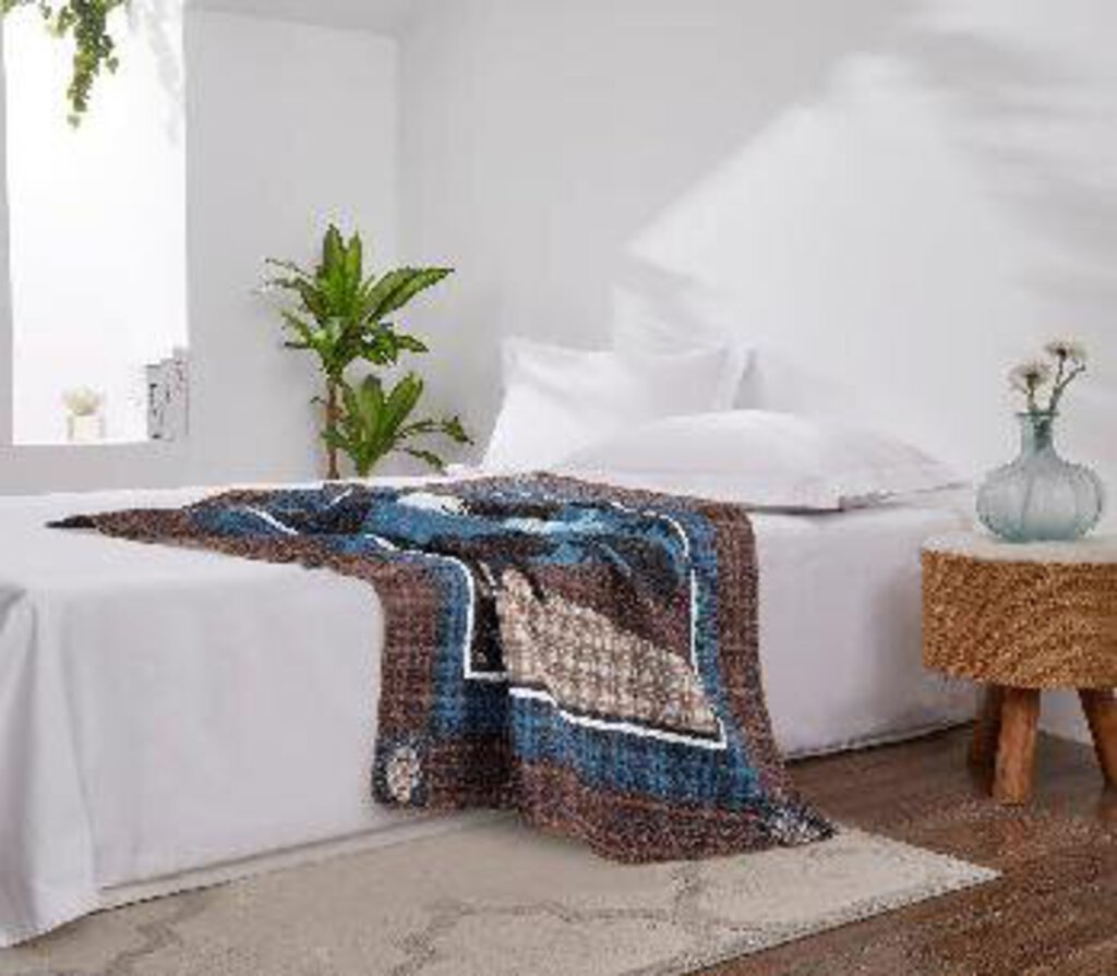 DQT10110 Moondance Quilled Throw