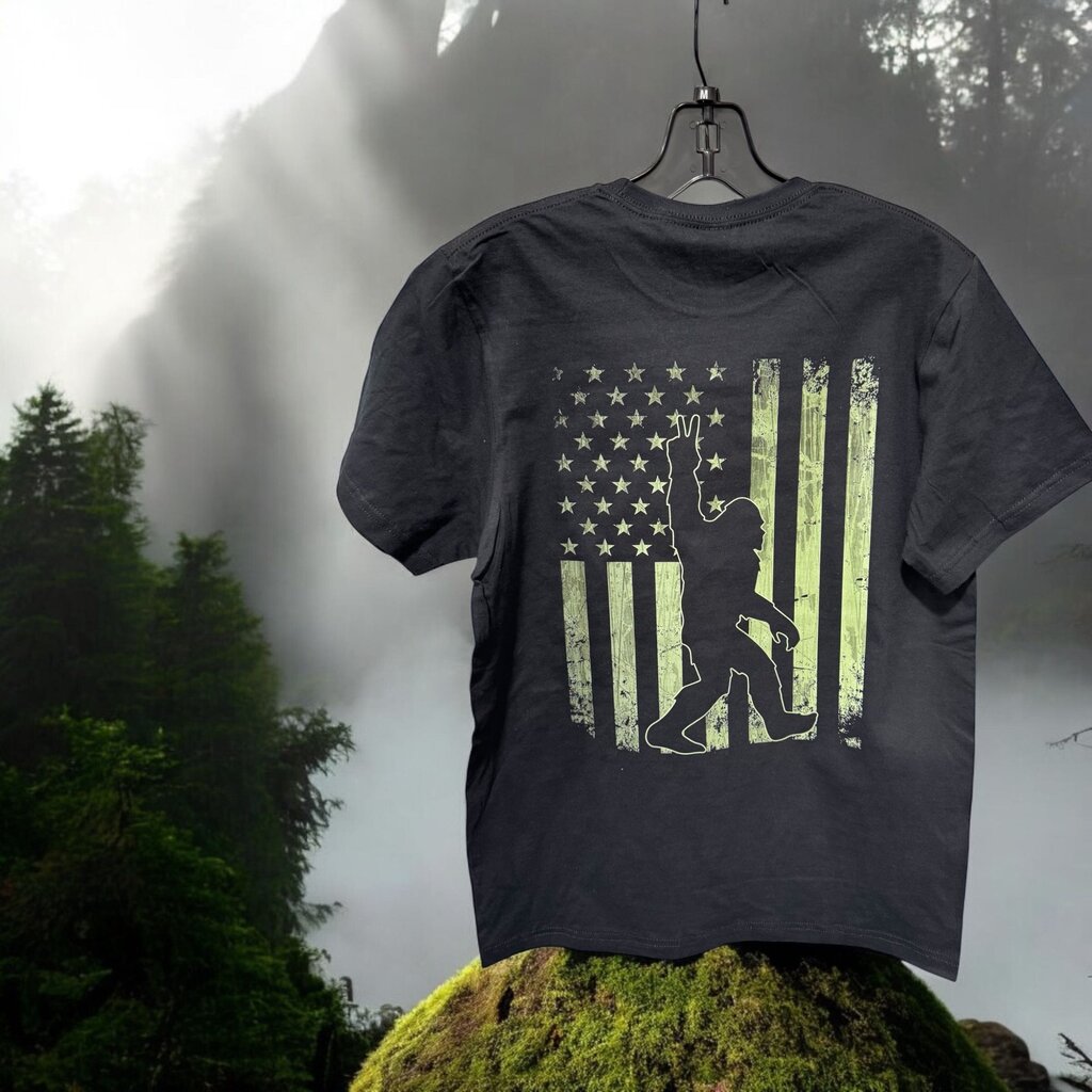 SO Sasquatch Camo Flag Tee XL