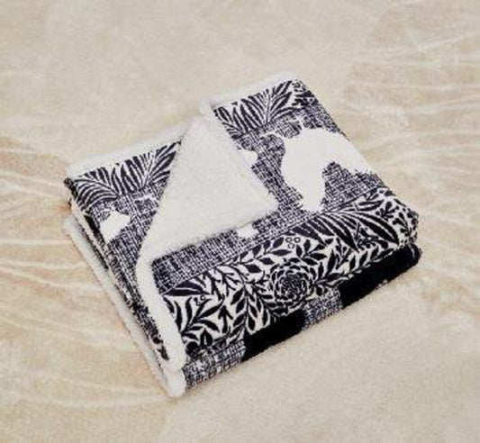 DTR24150 50x60 Cottage Chickens Flannel & Sherpa Throw