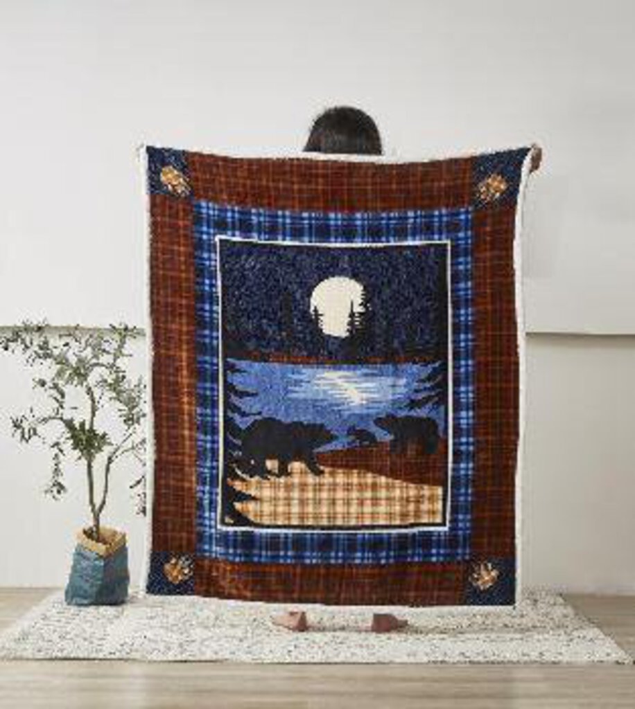 DTR10110 50x60 MoonDance Flannel & Sherpa Throw