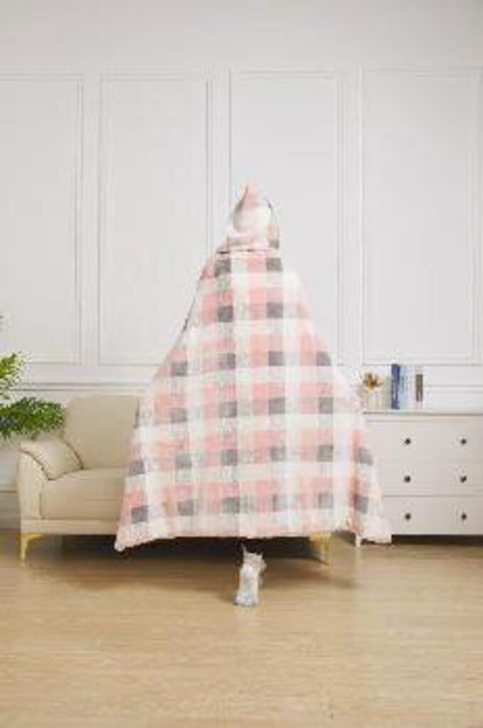DHTR24072 Pink/Grey Plaid Wearable Throw